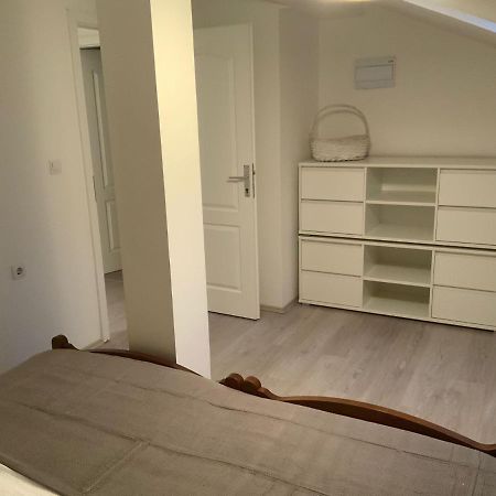 זאטון Apartman Lili מראה חיצוני תמונה