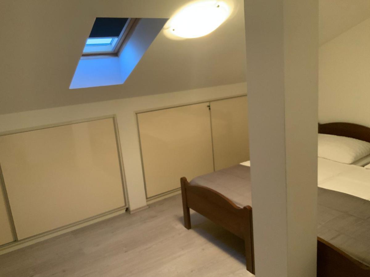 זאטון Apartman Lili מראה חיצוני תמונה