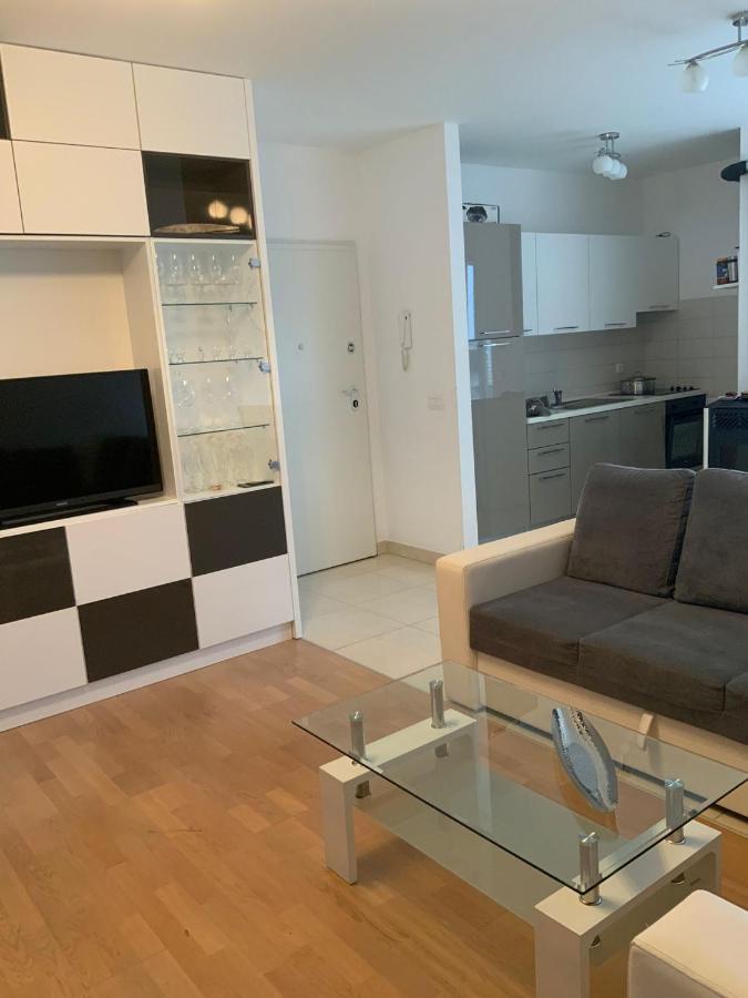 זאטון Apartman Lili מראה חיצוני תמונה